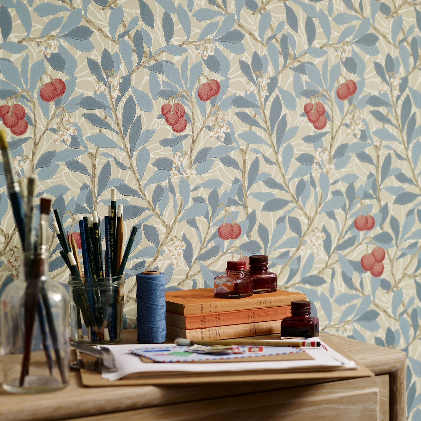 Arbutus Woad/Russet Wallpaper | Morris & Co by Sanderson Design