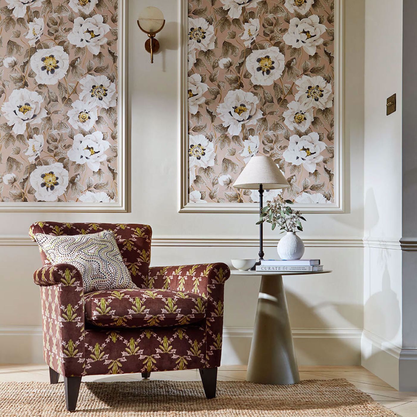 LN11104 Southport Floral Trail Lillian August Luxe Retreat Wallpaper