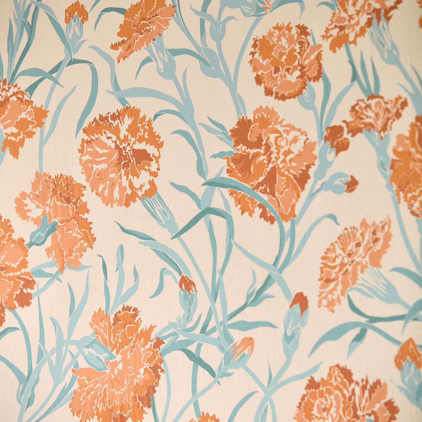 Fleur de Joie Wide Width Paprika/Aqua/Soft Focus Wallpaper by HAR