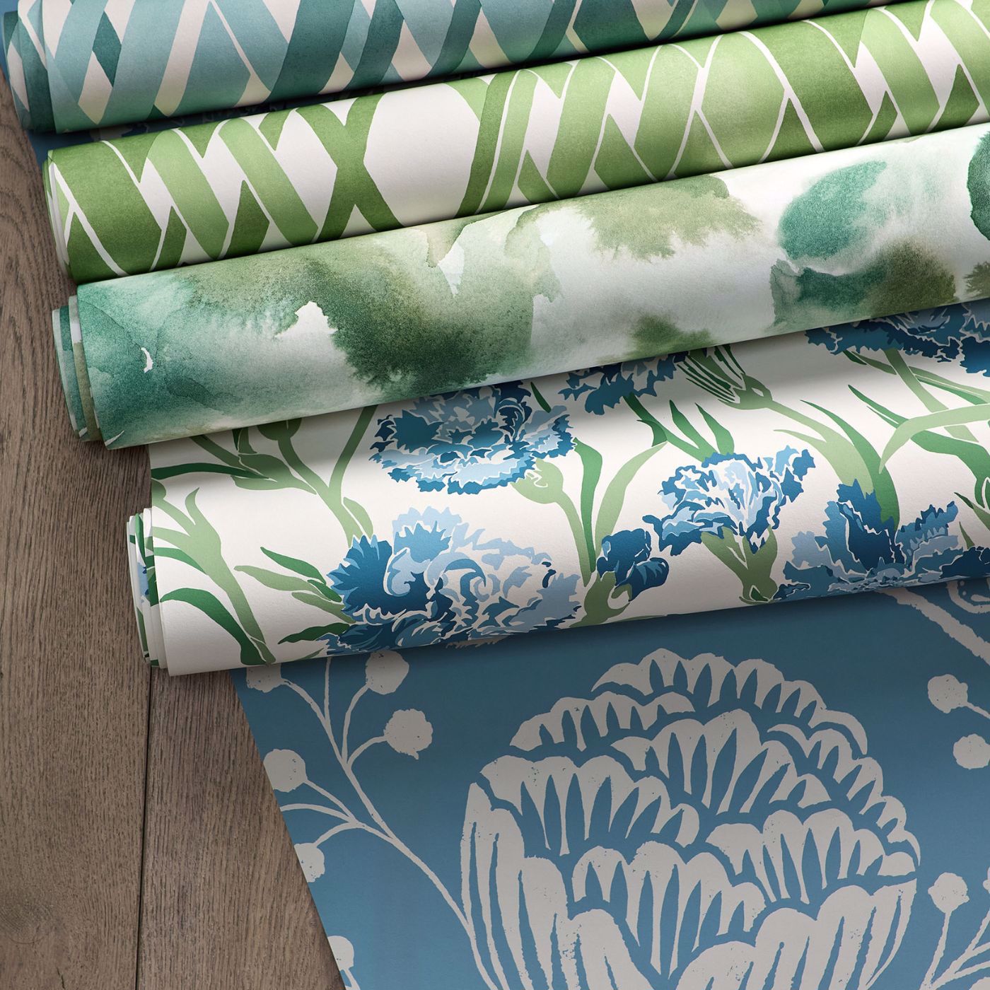 Flores Wide Width Clover/Kelly/Aqua Wallpaper by HAR