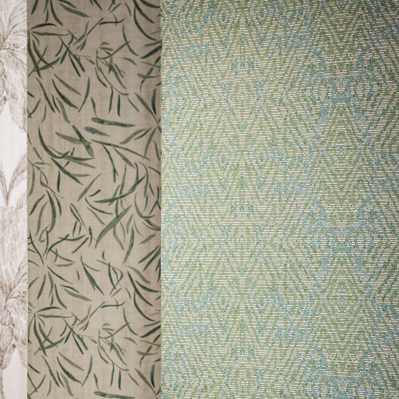 Hansha Paprika/Teal Wallpaper by HAR