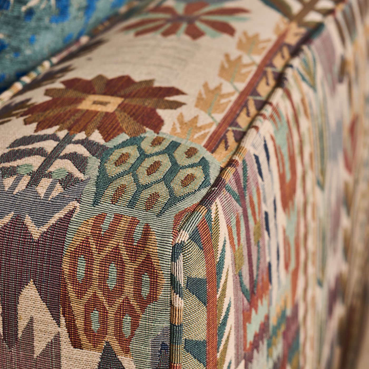 Kuparr Terracotta/Azul Fabric by HAR