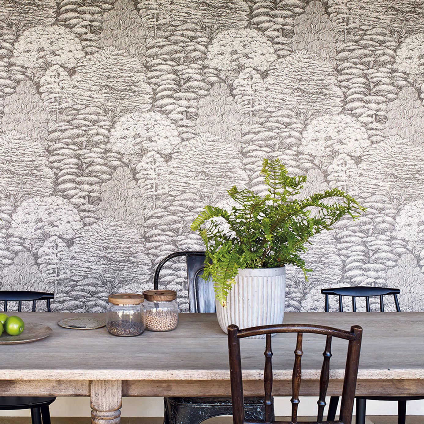 Woodland Toile Linen/Gilver Wallpaper by SAN