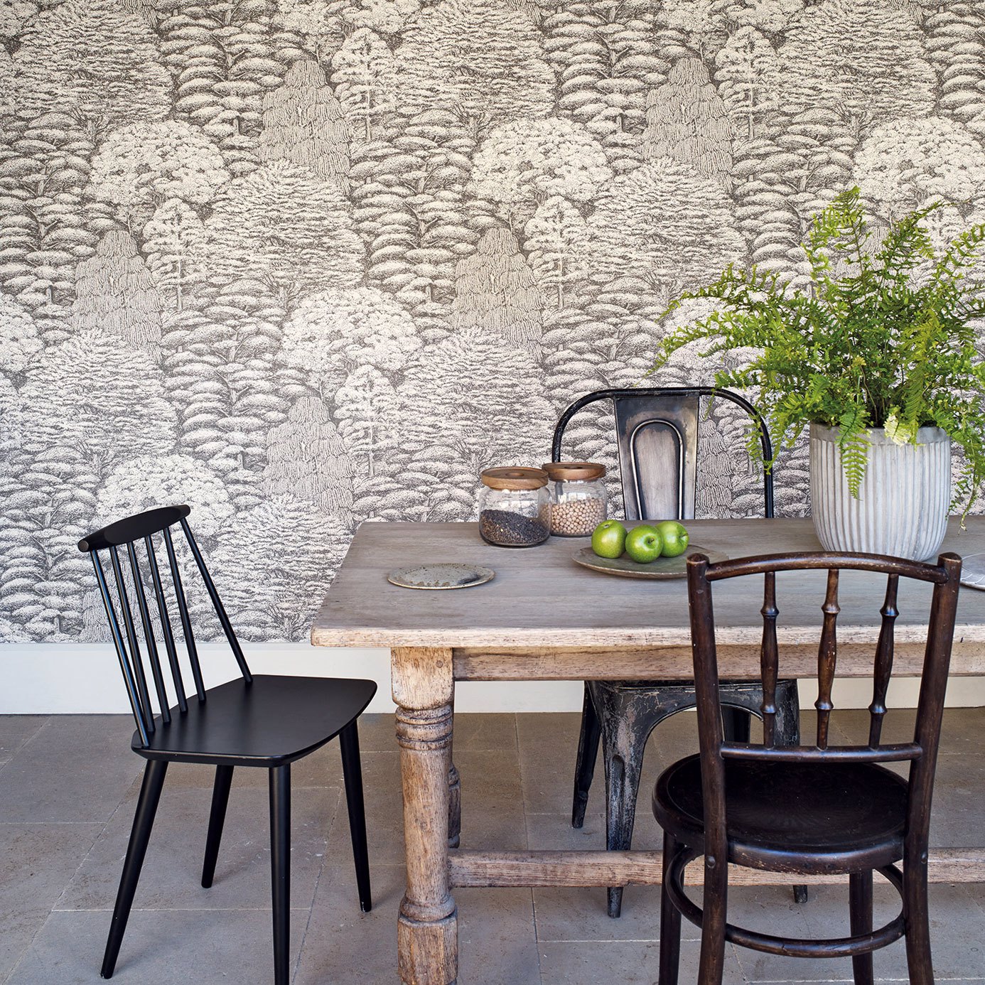 Woodland Toile Ivory/Charcoal Wallpaper by SAN