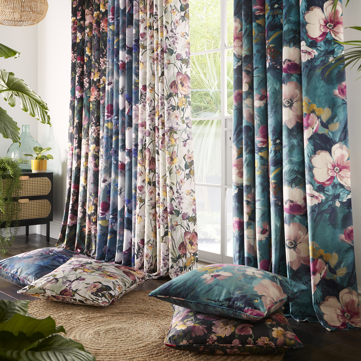 Bouquet Kingfisher Curtains by STG