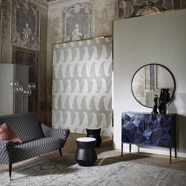 DArcy Silver Wallpaper by Zoffany