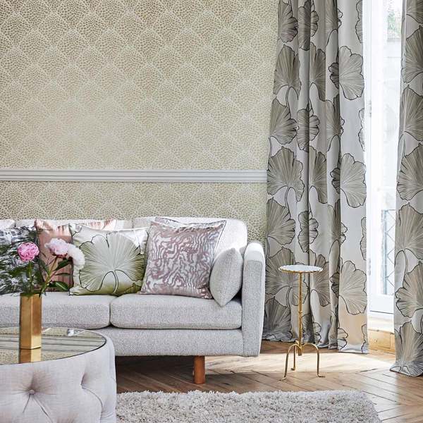 Charm Pearl/Nude Wallpaper by Harlequin