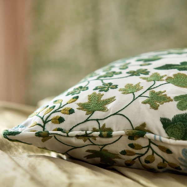 Onni First Light/Clover Fabric by Harlequin