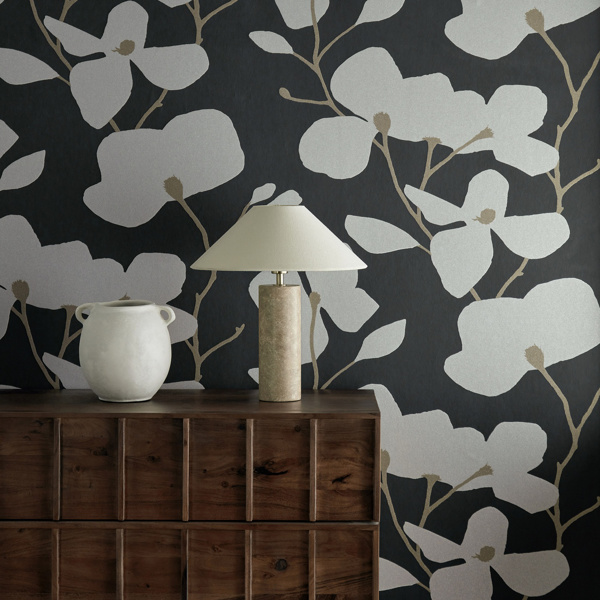 Kienze Shimmer Wide Width Antique Gold/Ink Wallpaper by Harlequin