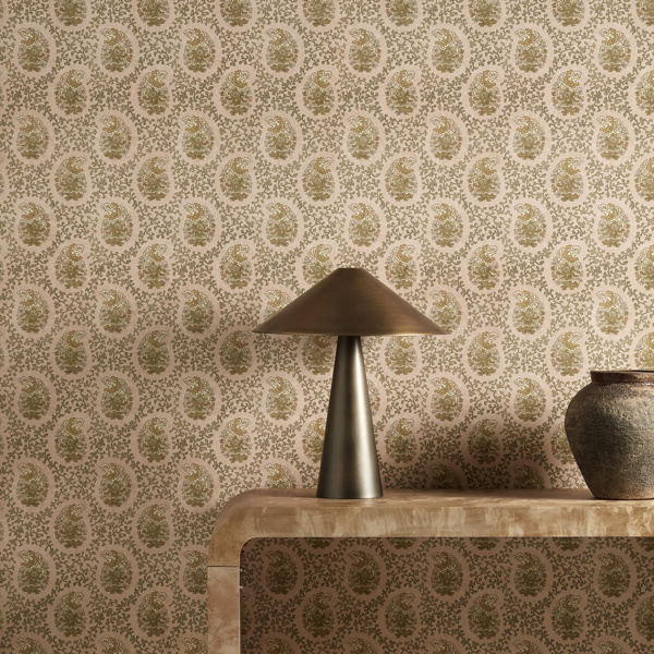 Paisley Grounded Wallpaper by Harlequin