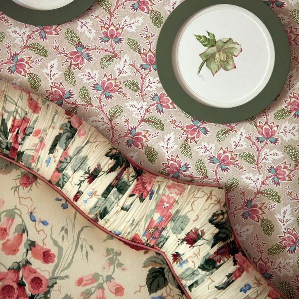 Tanfield Piping Cord Rose Trimmings by Sanderson