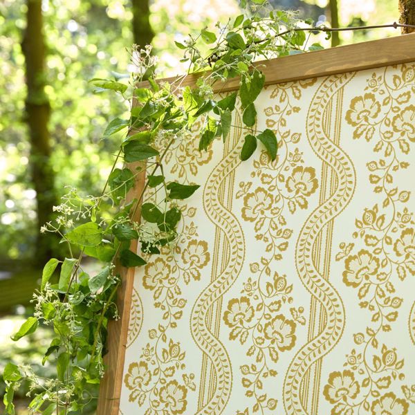 Aubrey Wild Honey Wallpaper by Sanderson