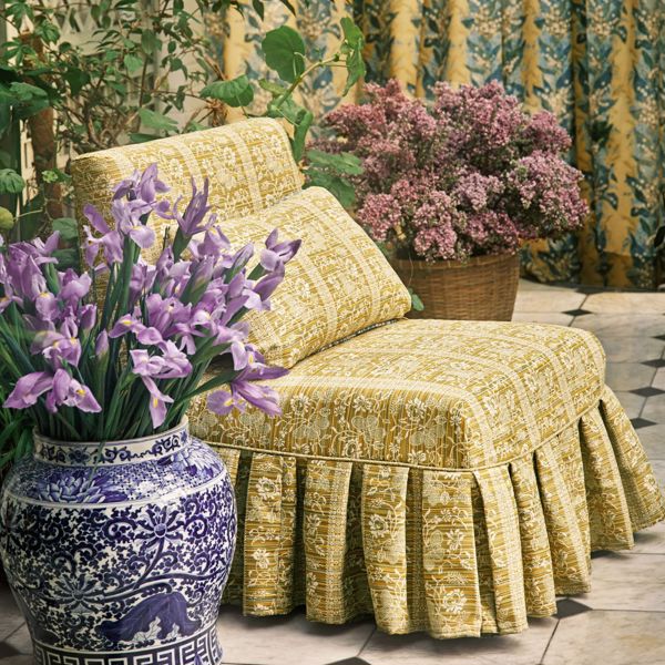 Filigree Bellagio Stripe Silk Yellow Fabric by Zoffany