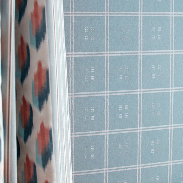 Malay Porcelain Wallpaper by Sanderson