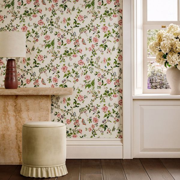 King's Rose Chintz Wallpaper by Sanderson