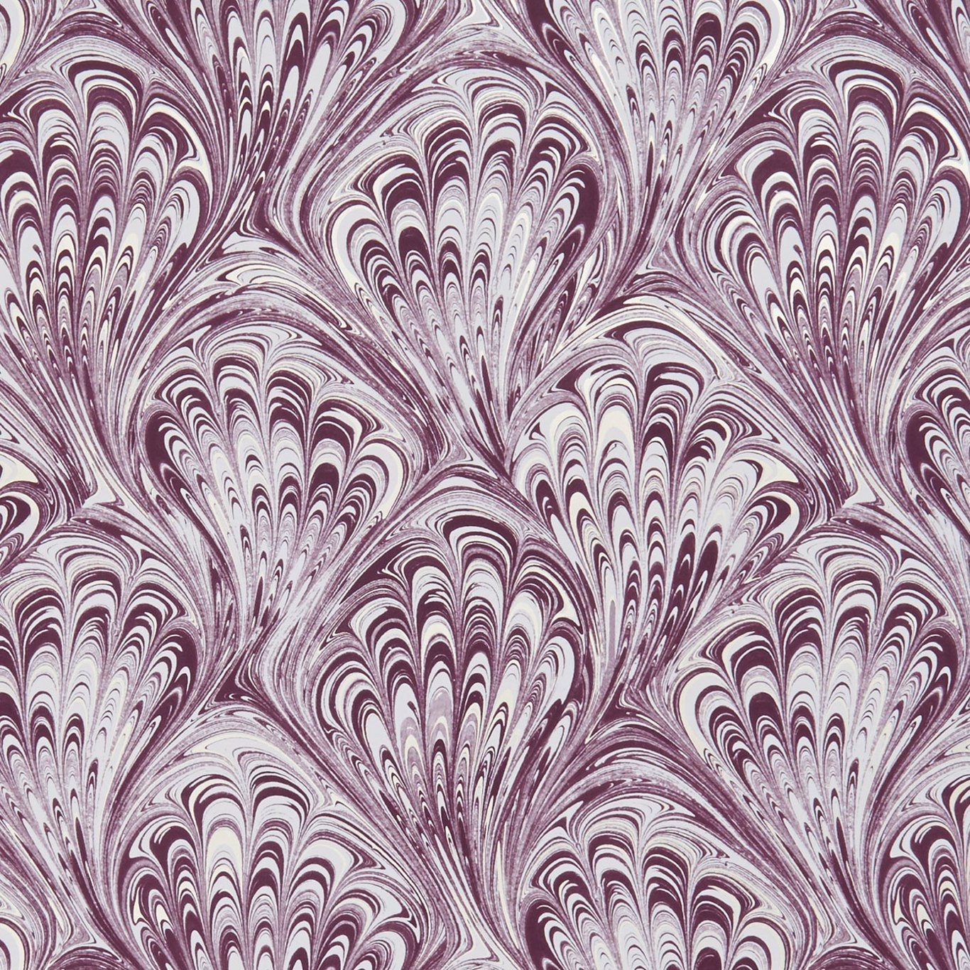Pavone Amethyst/Gilver Wallpaper by CNC